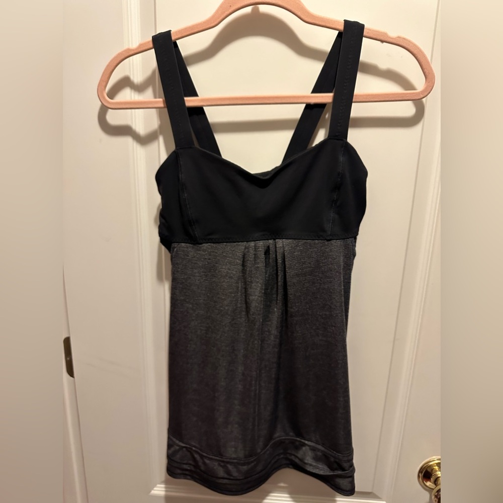 lululemon Black and Gray Scoop Neck Bustier Tank Top